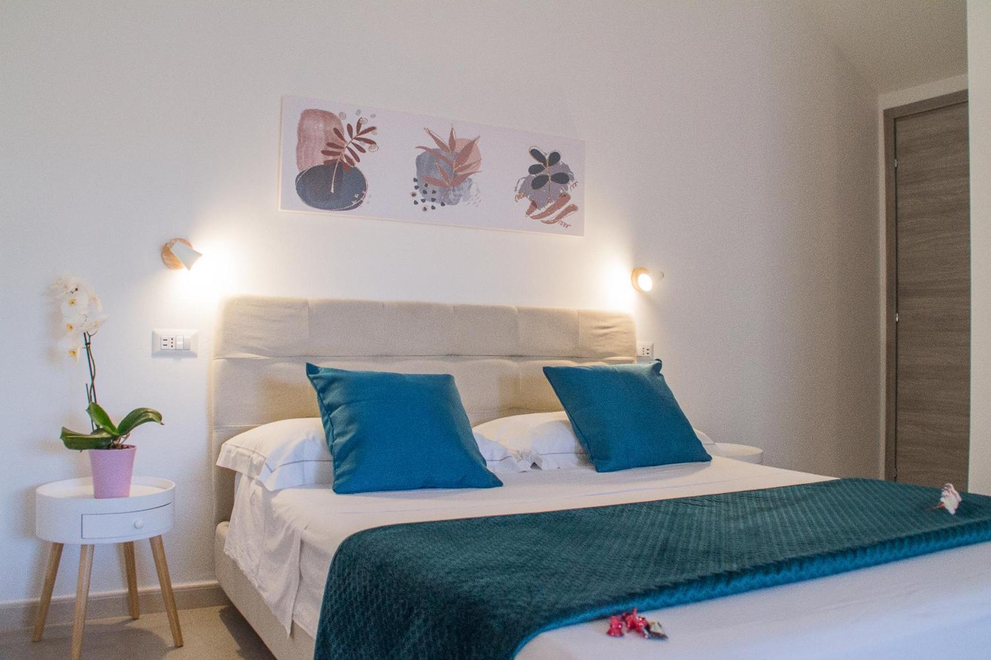 B&B Jolie Suite Villasimius Eksteriør billede