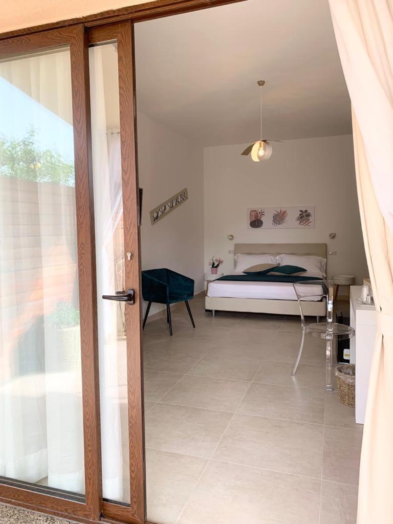 B&B Jolie Suite Villasimius Eksteriør billede